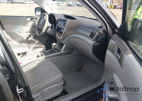 2010 Subaru Forester 2.5X Limited из США, поврежденный, VIN JF2SH6DC3AH735696